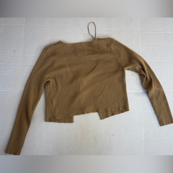 Twine And String Front Tie Nude Crop Blouse - Picture 4 of 5